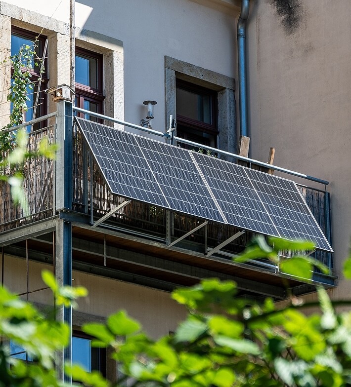 Plug-in Solar Panels Plug-in Solar Panels