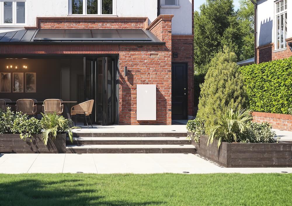 sigenstor-vs-powerwall-similarities SigenStor vs Powerwall Similarities